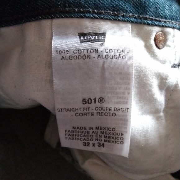 Levi's 501 Straight Fit Wrinkle Design Women's Jeans - Picture 2 of 9